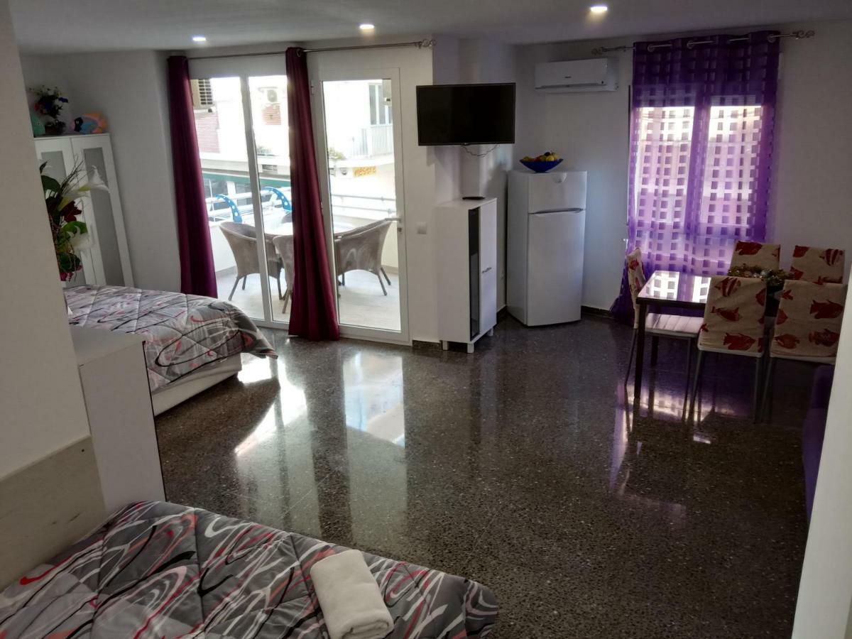 Guest House Lana Дения Екстериор снимка